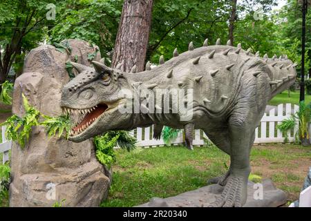 Dinosaure Carnotaurus animatronique ou robotique Banque D'Images