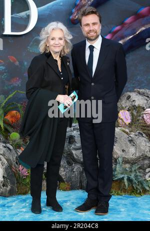 Londres, Royaume-Uni. 15th mai 2023. Hayley Mills et Jason Lawson assistent à la première britannique de « The Little Mermaid » à Odeon Luxe Leicester Square à Londres. Crédit : SOPA Images Limited/Alamy Live News Banque D'Images