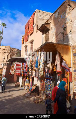 Souk, marché traditionnel, place Rahba Kédima, place des evices, Médina, Marrakech, Patrimoine mondial de l'UNESCO, Maghreb, Afrique du Nord, Maroc Banque D'Images