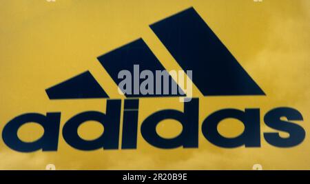 Logo adidas Banque D'Images