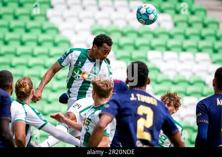 Groningen, pays-Bas. 16th mai 2023. GRONINGEN, PAYS-BAS - MAI 16 : Nordin Musampa, du FC Groningen, dirige la balle lors du match Eredivisiie entre le FC Groningen et Ajax à l'Euroborg on 16 mai 2023 à Groningen, pays-Bas. Le match est une continuation du match abandonné sur 14 mai quand des bombes de fumée ont été lancées hors des stands et un ventilateur a envahi le terrain. (Photo de Patrick Goosen/Orange Pictures) Credit: Orange pics BV/Alay Live News Banque D'Images