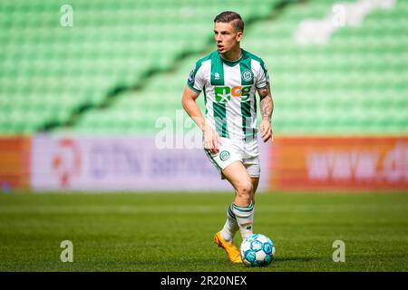 Groningen, pays-Bas. 16th mai 2023. GRONINGEN, PAYS-BAS - MAI 16: Tomas Suslov du FC Groningen dribbles avec le ballon pendant le match Eredivisiie entre le FC Groningen et Ajax à l'Euroborg sur 16 mai 2023 à Groningen, pays-Bas. Le match est une continuation du match abandonné sur 14 mai quand des bombes de fumée ont été lancées hors des stands et un ventilateur a envahi le terrain. (Photo de Patrick Goosen/Orange Pictures) Credit: Orange pics BV/Alay Live News Banque D'Images