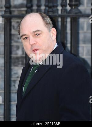 Photo de Ben Wallace, secrétaire d'État à la Défense, arrivant devant le numéro 10 Downing Street, Londres, avant une réunion du cabinet. Banque D'Images