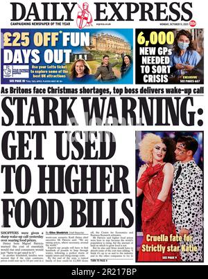 Première page du journal britannique The Daily Express, 11th octobre 2021, sur la crise du coût de la vie. Le Royaume-Uni a connu une crise du coût de la vie en 2021-23 en raison du Brexit en provenance de l'Union européenne ainsi que de la hausse du prix du carburant lors de l'invasion russe de l'Ukraine. Banque D'Images