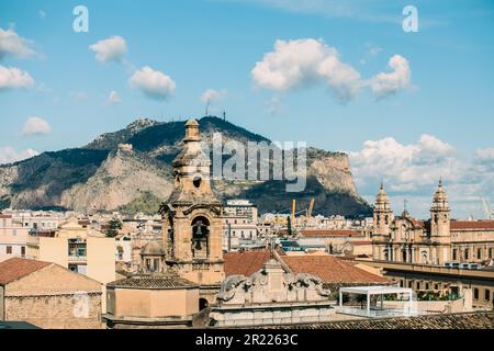 Toits à Palerme, Italie en janvier Banque D'Images