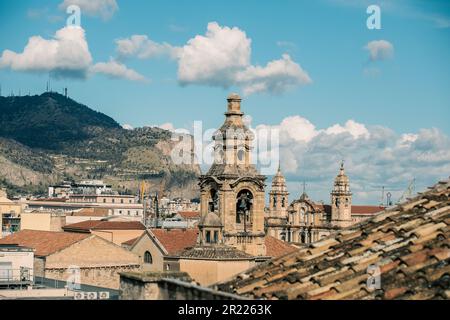 Toits à Palerme, Italie en janvier Banque D'Images