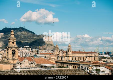 Toits à Palerme, Italie en janvier Banque D'Images