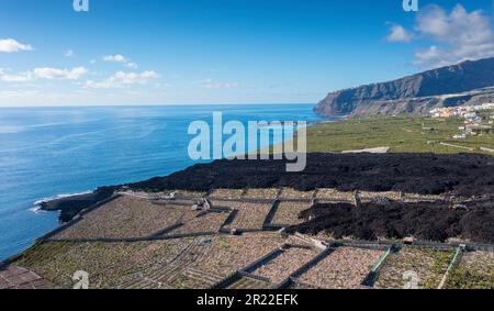 Cours d'eau de lave pendant l'éruption de Cumbre Vieja 2021, îles Canaries, la Palma, Todoque Banque D'Images