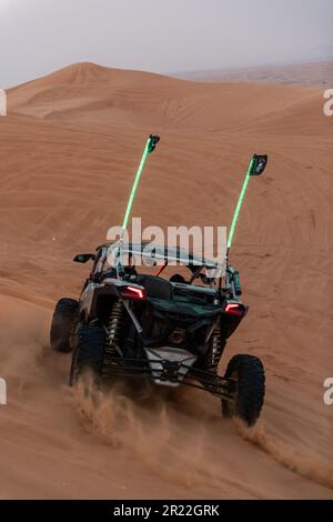 Excursion en buggy dans le désert à Dubaï Banque D'Images