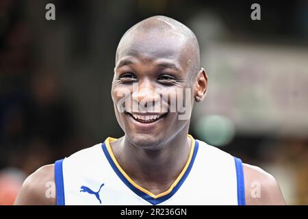 Paris, France. 16th mai 2023. Bandja Sy pendant le championnat français, Betclic Elite basketball match entre Paris et Metropolitans 92 (mets ou Boulogne-Levallois) sur 16 mai 2023 à Levallois, France. Crédit : Victor Joly/Alamy Live News Banque D'Images