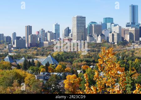 Un paysage urbain d'automne d'Edmonton, Alberta, Canada. Banque D'Images