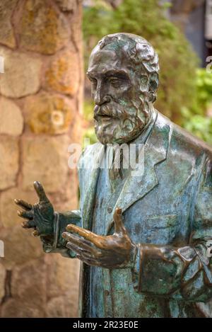 Sculpture d'Antoni Gaudi à l'entrée de la porte Miralles, l'une de ses œuvres les plus inconnues de Barcelone (Catalogne, Espagne) Banque D'Images