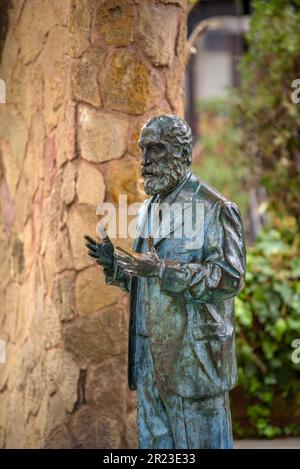 Sculpture d'Antoni Gaudi à l'entrée de la porte Miralles, l'une de ses œuvres les plus inconnues de Barcelone (Catalogne, Espagne) Banque D'Images