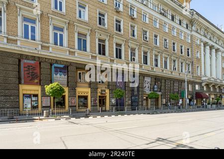 Sofia, Bulgarie. Mai 2023. Vue extérieure du bâtiment de l'Académie nationale des arts du théâtre et du cinéma dans le centre-ville Banque D'Images