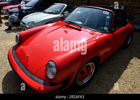 Porsche 911 sur l'affichage statique à la brasserie Hook Norton Classic car Meeting 14 mai th 2023 Banque D'Images