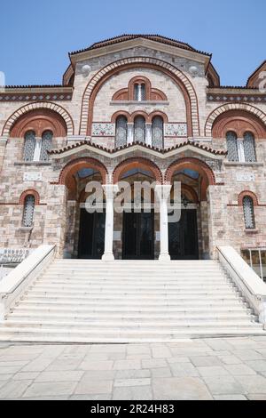 Athènes, Grèce - 25 mai 2022: Belle vue sur l'église de la Sainte Trinité en plein air Banque D'Images
