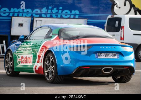 Détail de l'arrière d'une belle voiture de sport Renault Alpine A110 de deuxième génération de 2017, c'est une voiture de course Banque D'Images