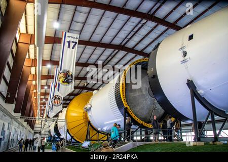 Houston USA 4th Fév 2023: Puissante et massive, la fusée Saturn V au centre spatial Johnson de la NASA est la fusée la plus haute, la plus lourde et la plus puissante jamais conçue Banque D'Images