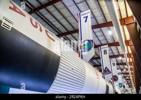 Houston USA 4th Fév 2023: Puissante et massive, la fusée Saturn V au centre spatial Johnson de la NASA est la fusée la plus haute, la plus lourde et la plus puissante jamais conçue Banque D'Images