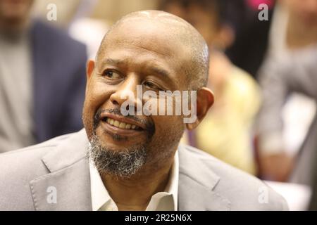 Forest Whitaker est photographiée lors de la présentation du centre d'apprentissage français de l'Initiative de paix et de développement Whitaker à Aubervillers, près de Paris, en France, sur 17 mai 2023. Photo de Jerome Dominé/ABACAPRESS.COM crédit: Abaca Press/Alay Live News Banque D'Images