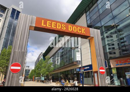 Leeds Dock, un nouveau village aquatique créatif où innovation, culture et entreprise se réunissent pour créer une nouvelle destination et un nouveau lieu de vie, au Royaume-Uni Banque D'Images