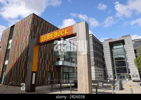 Leeds Dock, un nouveau village aquatique créatif où innovation, culture et entreprise se réunissent pour créer une nouvelle destination et un nouveau lieu de vie, au Royaume-Uni Banque D'Images