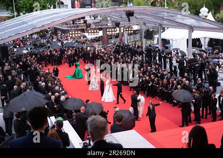 Cannes, France. 17th mai 2023. Atmosphère générale lors de la première de Monster dans le cadre du Festival de Cannes 76th à Cannes, France sur 17 mai 2023. Photo d'Aurore Marechal/ABACAPRESS.COM crédit: Abaca Press/Alay Live News Banque D'Images