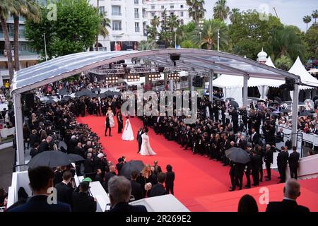 Cannes, France. 17th mai 2023. Atmosphère générale lors de la première de Monster dans le cadre du Festival de Cannes 76th à Cannes, France sur 17 mai 2023. Photo d'Aurore Marechal/ABACAPRESS.COM crédit: Abaca Press/Alay Live News Banque D'Images