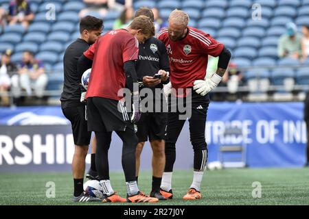 Seattle, WA, États-Unis. 22nd avril 2023. Les Seattle Sounders Keepers se rassemblent lors des échauffements avant le match de football MLS entre le Austin FC et le Seattle Sounders FC au Lumen Field de Seattle, WA. Steve Faber/CSM/Alamy Live News Banque D'Images