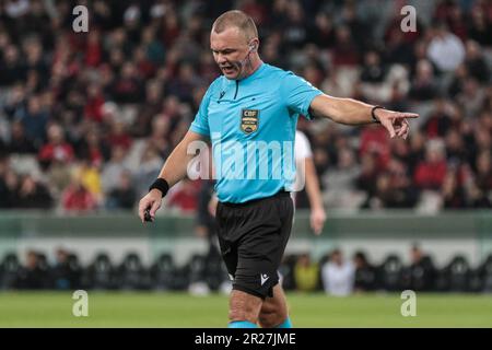 Curitiba, Brésil. 17th mai 2023. PR - CURITIBA - 05/17/2023 - COPA DO BRASIL 2023, ATHLETICO-PR X BOTAFOGO - Referee Leandro Pedro Vuaden pendant le match entre Athletico-PR et Botafogo au stade Arena da Baixada pour le championnat Copa do Brasil 2023. Photo: Robson Mafra /AGIF/Sipa USA crédit: SIPA USA/Alay Live News Banque D'Images