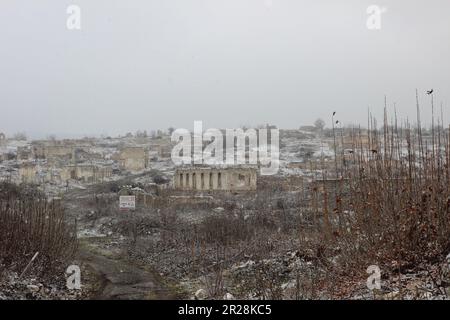 Ville de Fuzuli après la deuxième guerre du Haut-Karabakh. La ville avait une population de 17 090 000 habitants avant la première guerre du Haut-Karabakh. Banque D'Images