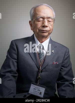 Hiroshima, Japon. 15th mai 2023. Kunihiko Iida, survivant de l'attentat à la bombe atomique d'Hiroshima, enregistré lors d'une interview avant le début du Sommet de G7 à Hiroshima. Du 19-21 mai, le Sommet de G7 se tiendra au Japon. Le 'Groupe des sept' (G7) est une alliance informelle des nations industrialisées les plus importantes. Les membres sont l'Allemagne, la France, la Grande-Bretagne, l'Italie, le Japon, Canada et États-Unis. (À dpa 'appel des victimes de la bombe atomique à G7: Pas de paix avec les armes nucléaires') Credit: Michael Kappeler/dpa/Alamy Live News Banque D'Images