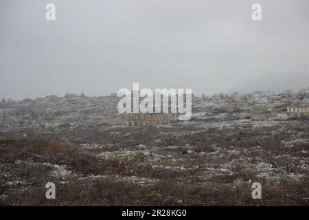 Ville de Fuzuli après la deuxième guerre du Haut-Karabakh. La ville avait une population de 17 090 000 habitants avant la première guerre du Haut-Karabakh. Banque D'Images