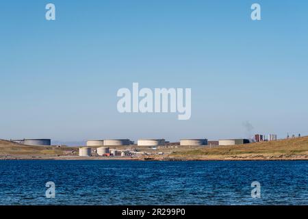 Sullom Voe Oil Terminal sur la partie continentale de Shetland. Banque D'Images