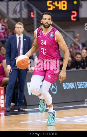 Bonn, Allemagne. 17th mai 2023. Deane WILLIAMS (BON, mi.) sur le ballon, simple action. Dans le jeu: Score final 94:63, basket-ball 1st Bundesliga/Telekom paniers Bonn-NINERS Chemnitz/BON vs CHE/Playoffs quarterfinales 1st, dans le TELEKOMDOME, on 17 mai 2023 Credit: dpa/Alay Live News Banque D'Images