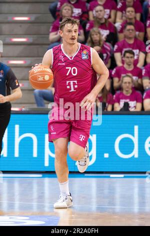 Bonn, Allemagne. 17th mai 2023. Finn DELANY (BON, mi.) sur le ballon, simple action. Dans le jeu: Score final 94:63, basket-ball 1st Bundesliga/Telekom paniers Bonn-NINERS Chemnitz/BON vs CHE/Playoffs quarterfinales 1st, dans le TELEKOMDOME, on 17 mai 2023 Credit: dpa/Alay Live News Banque D'Images