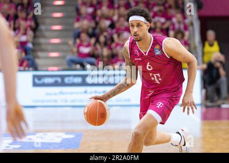 Bonn, Allemagne. 17th mai 2023. Michael KESsens (BON, mi.) sur le ballon, simple action. Dans le jeu: Score final 94:63, basket-ball 1st Bundesliga/Telekom paniers Bonn-NINERS Chemnitz/BON vs CHE/Playoffs quarterfinales 1st, dans le TELEKOMDOME, on 17 mai 2023 Credit: dpa/Alay Live News Banque D'Images