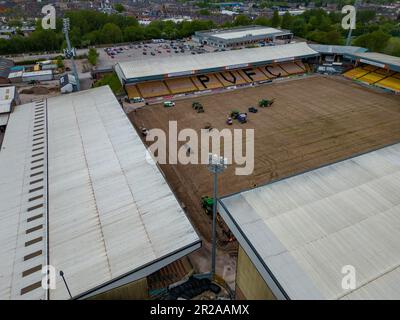 Vale Park irrigation Works 2023 Off Season Pitch Works de Drone The Air Aerial, Port Vale football Club Stoke-on-Trent Banque D'Images