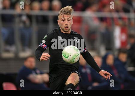 Amsterdam, pays-Bas. 18th mai 2023. Jarrod Bowen de Ham Ouest s'est Uni lors de la demi-finale de la Ligue de la Conférence de l'UEFA deuxième match de jambe entre AZ Alkmaar et West Ham Unis à l'AFAS Stadion sur 18 mai 2023 à Amsterdam, pays-Bas. (Photo de Daniel Chesterton/phcimages.com) Credit: PHC Images/Alamy Live News Banque D'Images