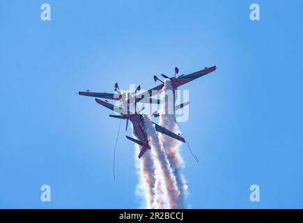 Marche verte au Teknofest 2023 (Marche verte) avec Mudry CAP 230 est l'équipe de démonstration acrobatique de la Royal Marocain Air Force et le fonctionnaire Banque D'Images