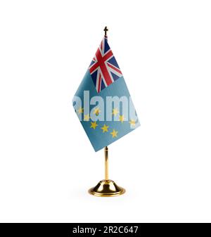 Petit drapeau national des Tuvalu sur fond blanc. Banque D'Images