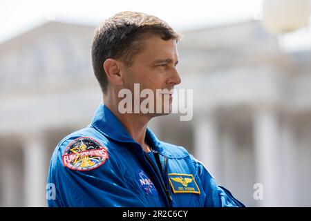 L'astronaute de la NASA Reid Wiseman lors d'une conférence de presse sur la mission Artemis II de la NASA à l'extérieur du Capitole, à Washington, DC, jeudi, 18 mai 2023. Crédit : Julia Nikhinson/CNP/MediaPunch Banque D'Images