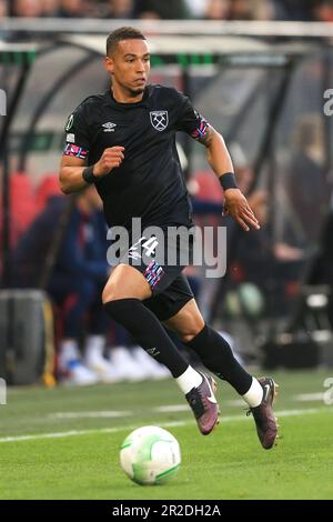 Amsterdam, pays-Bas. 18th mai 2023. Thilo Kehrer de Ham Ouest s'est Uni lors de la demi-finale de la Ligue de la Conférence de l'UEFA deuxième match de match entre AZ Alkmaar et West Ham Uni à l'AFAS Stadion sur 18 mai 2023 à Amsterdam, pays-Bas. (Photo de Daniel Chesterton/phcimages.com) Credit: PHC Images/Alamy Live News Banque D'Images