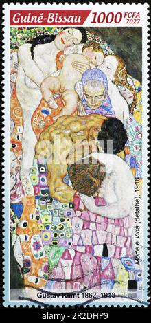 Vie et mort par Gustav Klimt sur timbre-poste Banque D'Images