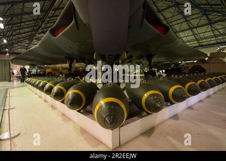 Aviateur Avro Vulcan B2 et charge utile au RAF Museum de Londres Banque D'Images