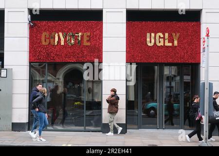 Shaftsbury Avenue, Londres, Royaume-Uni. 19th mai 2023. Coyote Ugly Saloon à ouvrir à Piccadilly. Crédit : Matthew Chattle/Alay Live News Banque D'Images