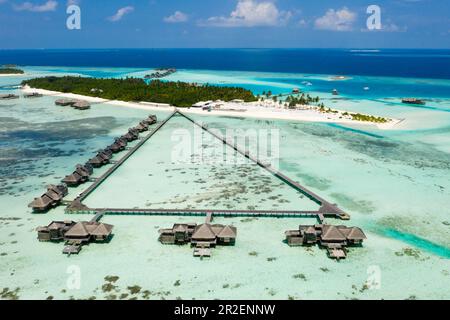 Vue aérienne de l'île de vacances Lankanfushi, atoll de Malé Nord, Océan Indien, Maldives Banque D'Images