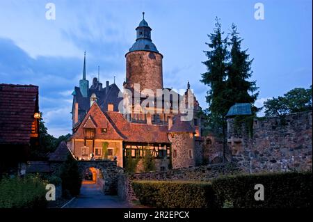 Le château de Czocha, (allemand: Tzschocha, latin: Caychow) est un château défensif dans le village de Czocha, Voïvodeship de Silésie inférieur en Pologne, en Europe Banque D'Images