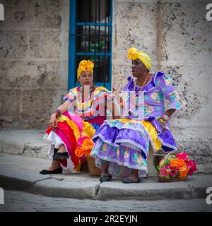 Femmes cubaines vêlées traditionnelles, la Havane, Cuba Banque D'Images