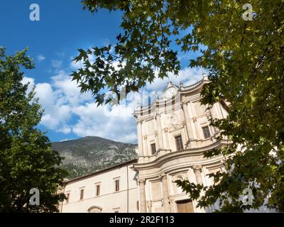 Badia Morronese, Sulmona, Parc national de Majella, Abruzzes, Italie Banque D'Images